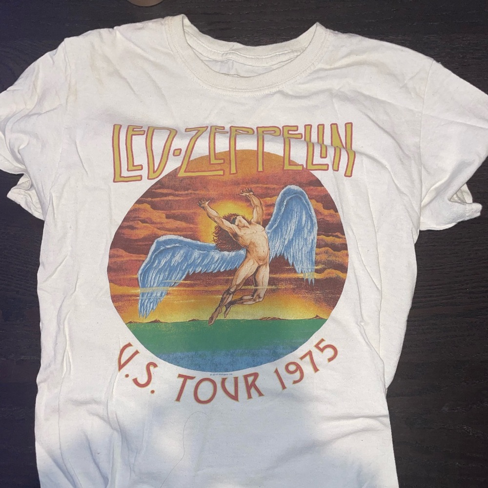 Pacsun graphic tee